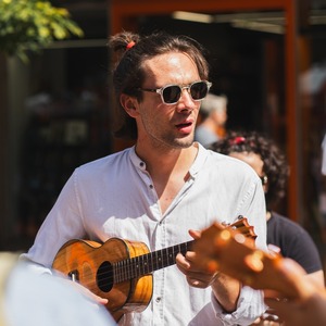 Singing and playing simultaneously